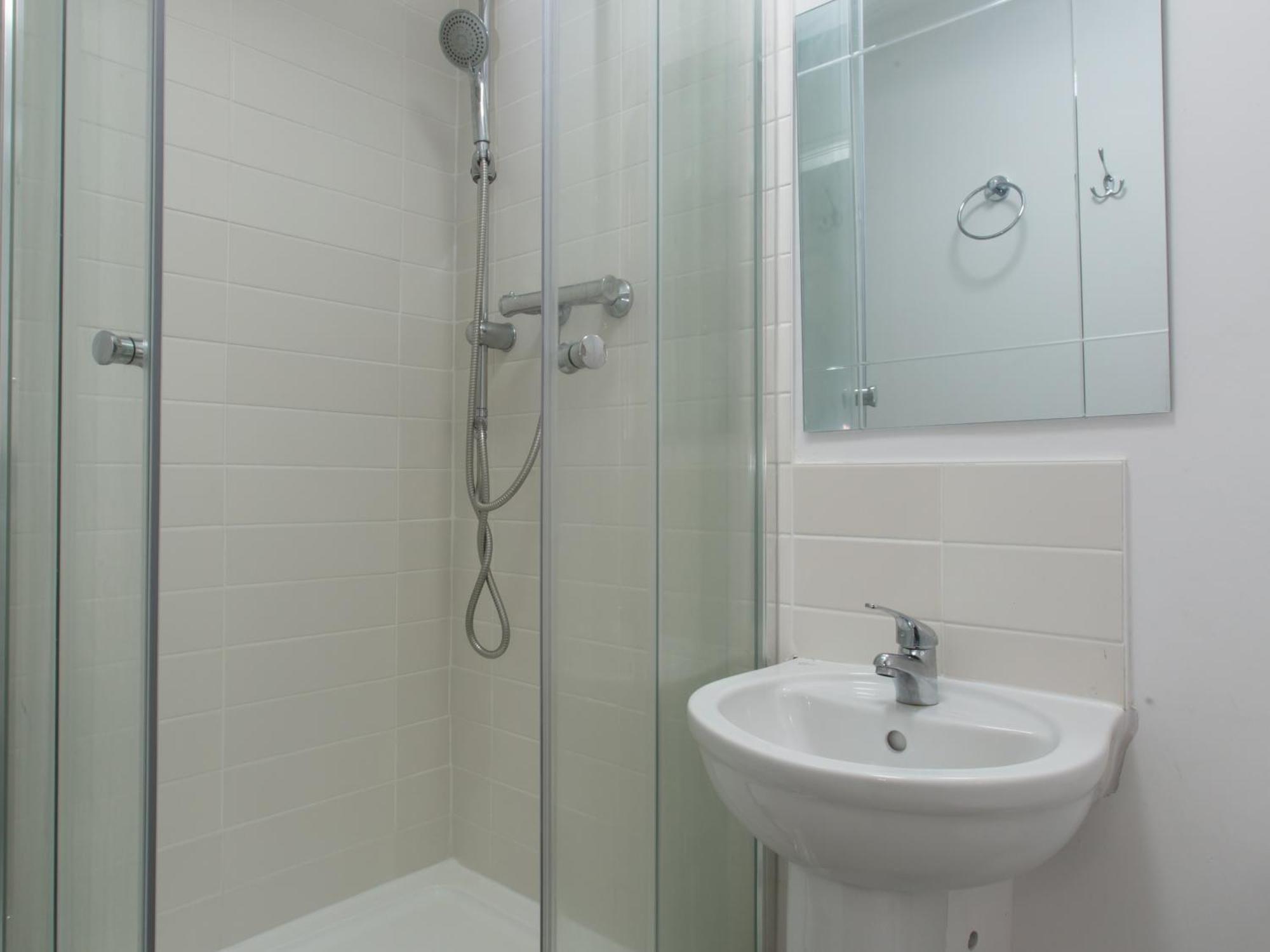Townhouse @ West Avenue Crewe Bed & Breakfast ห้อง รูปภาพ
